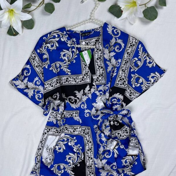 Elegant blouse from splash