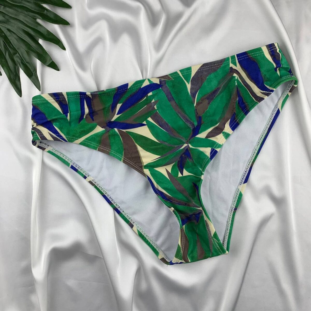 Bikini bottom from splash  - Image 2
