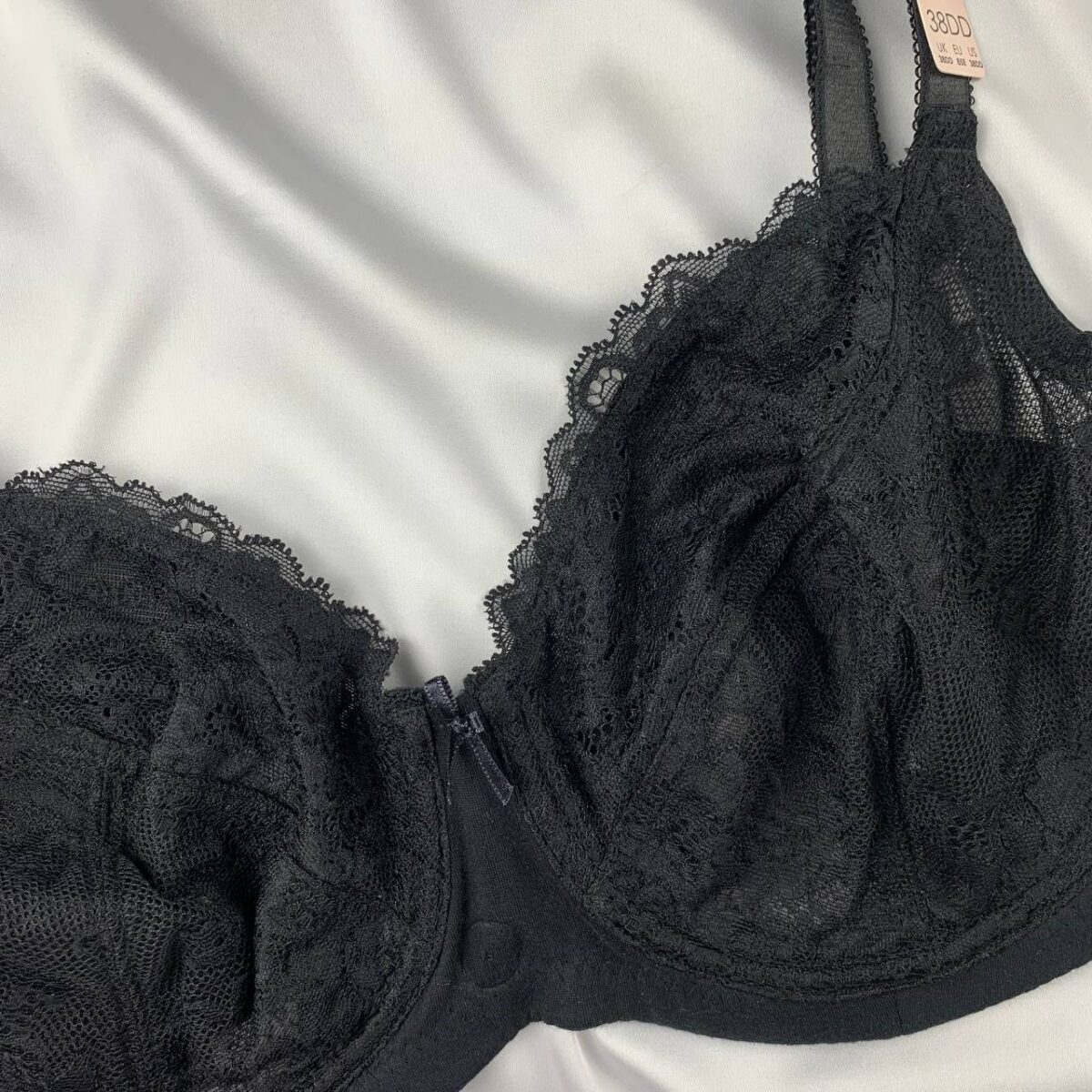 Wired minimizer bra from Splash - Image 3