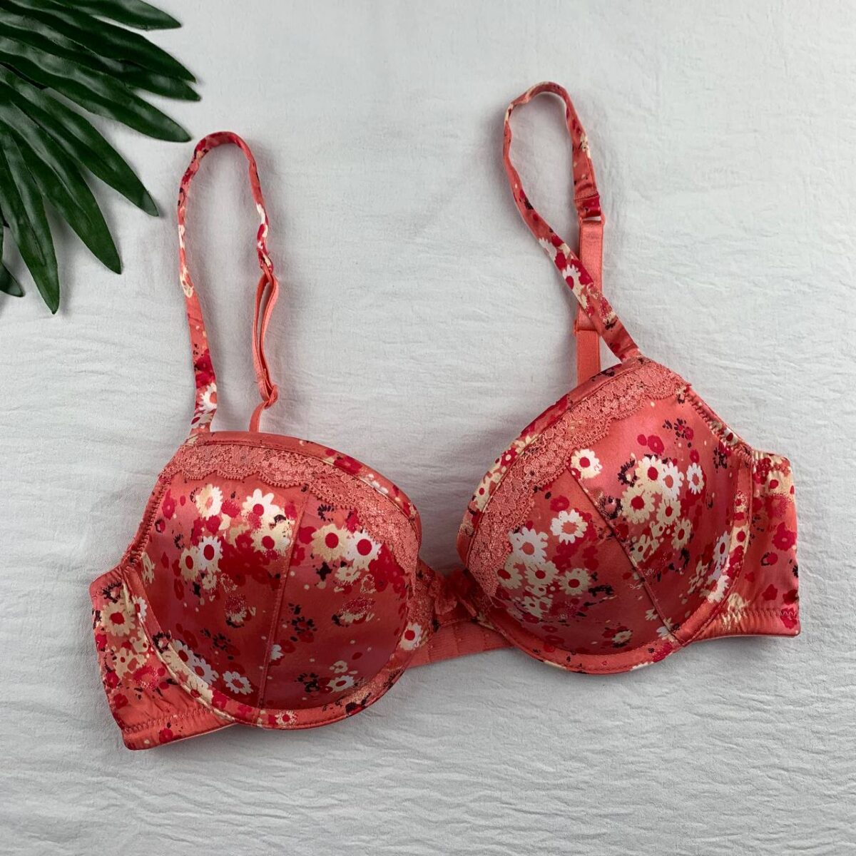 Wired padded bra From Mariemeili - Image 1