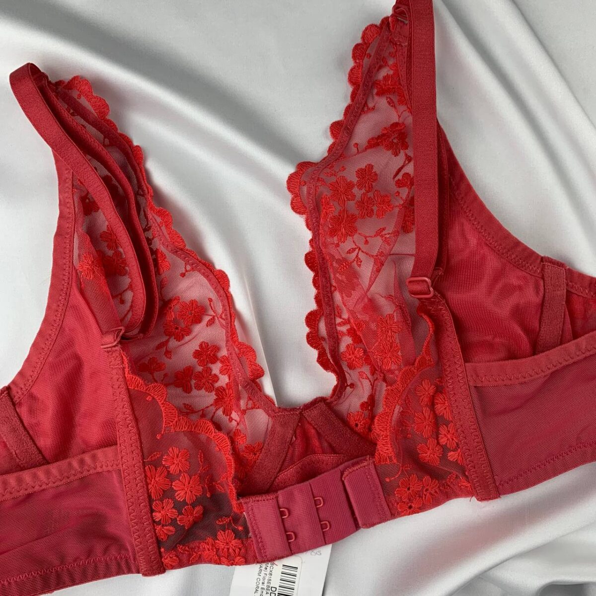Wired floral lace bra from Debenhams - Image 4