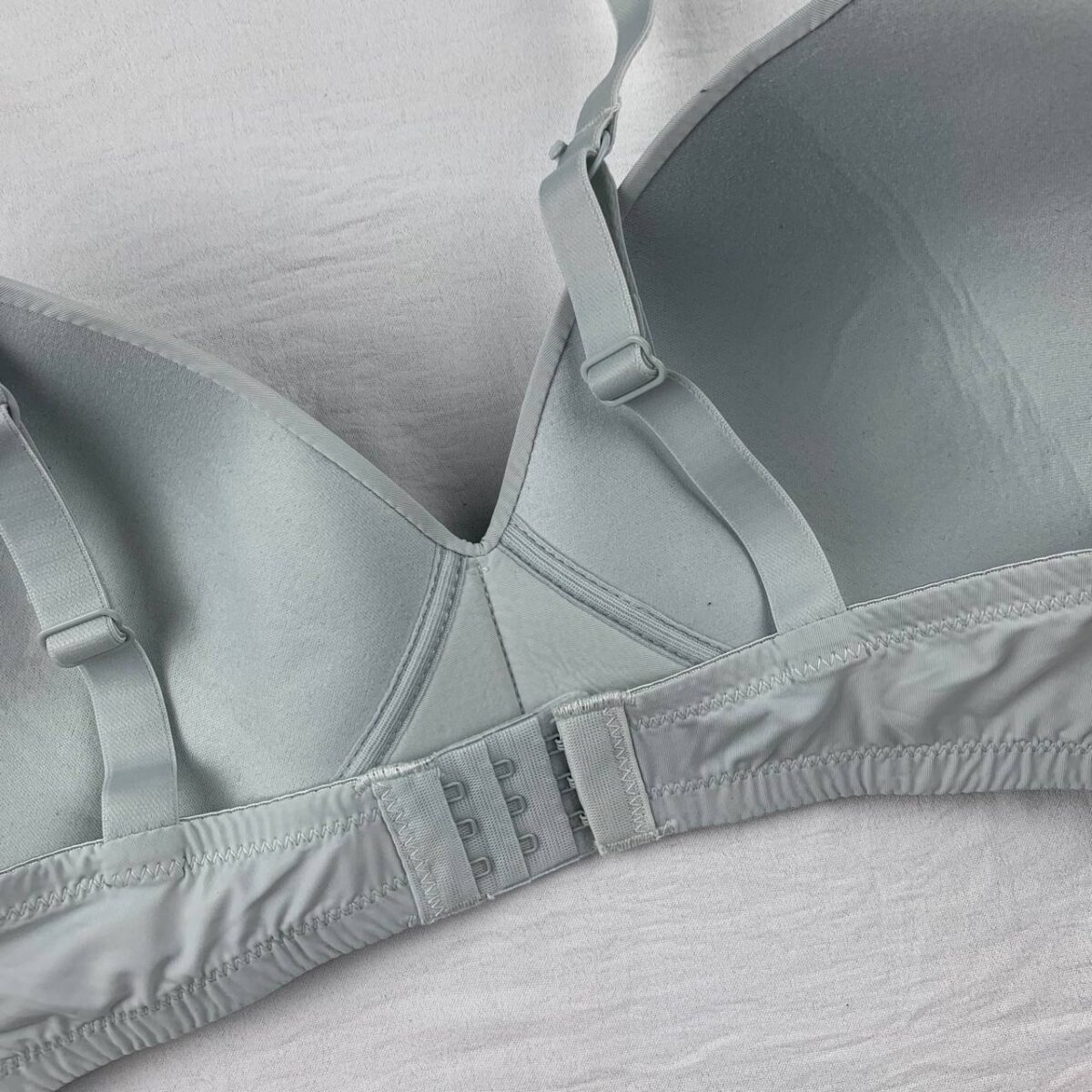 Unwired unpadded bra from splash - Image 4