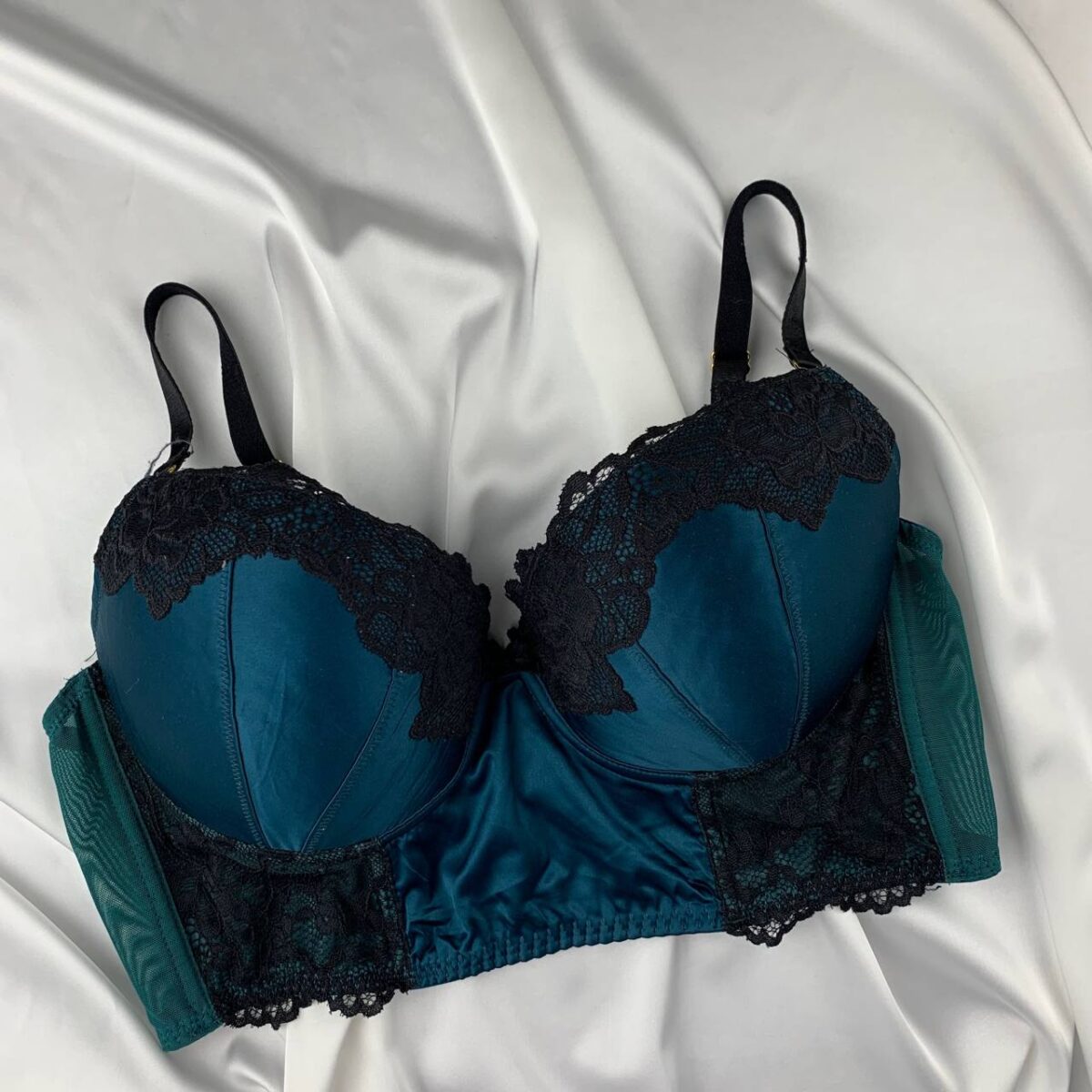 Wired padded bra from newlook - Image 3