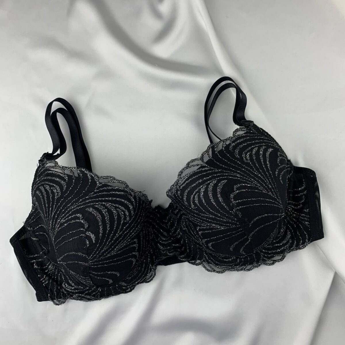 Wired padded lace bra from george - Image 3