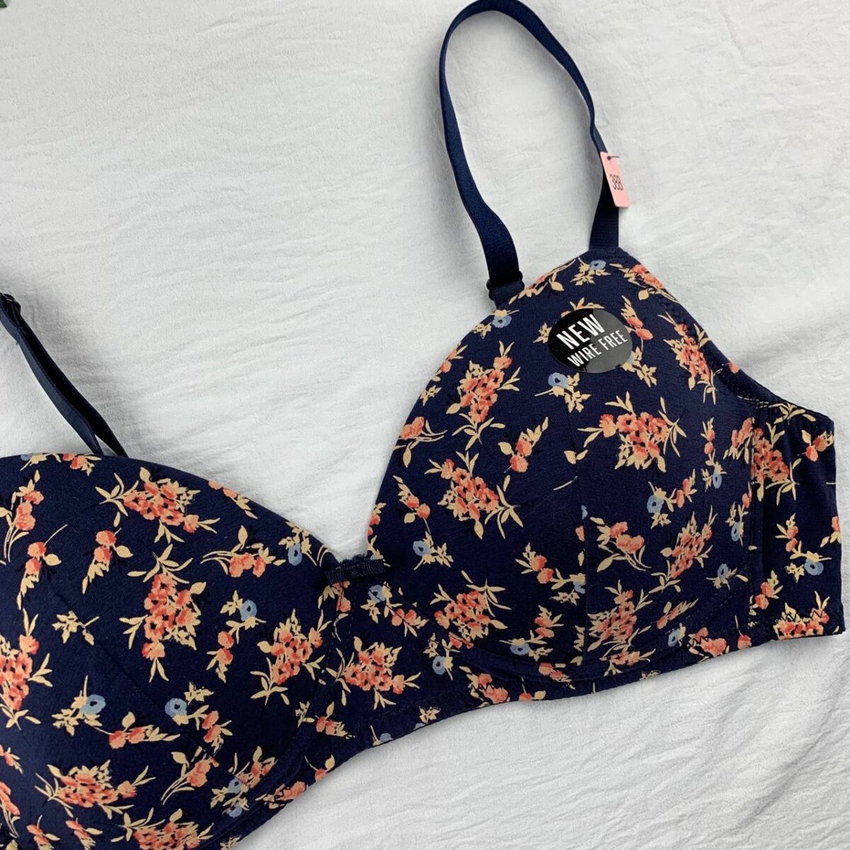 Unwired padded bra from splash - Image 3