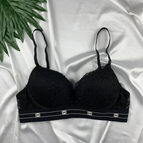 Wired Light push up From H&M