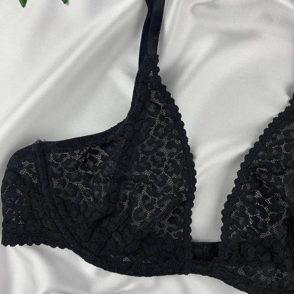 Wired lace lingerie bra From H&M - Image 4