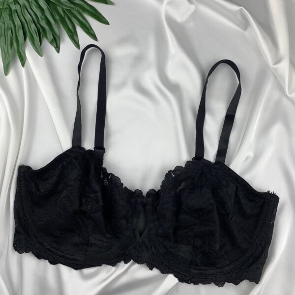 Wired lace lingerie bra From H&M