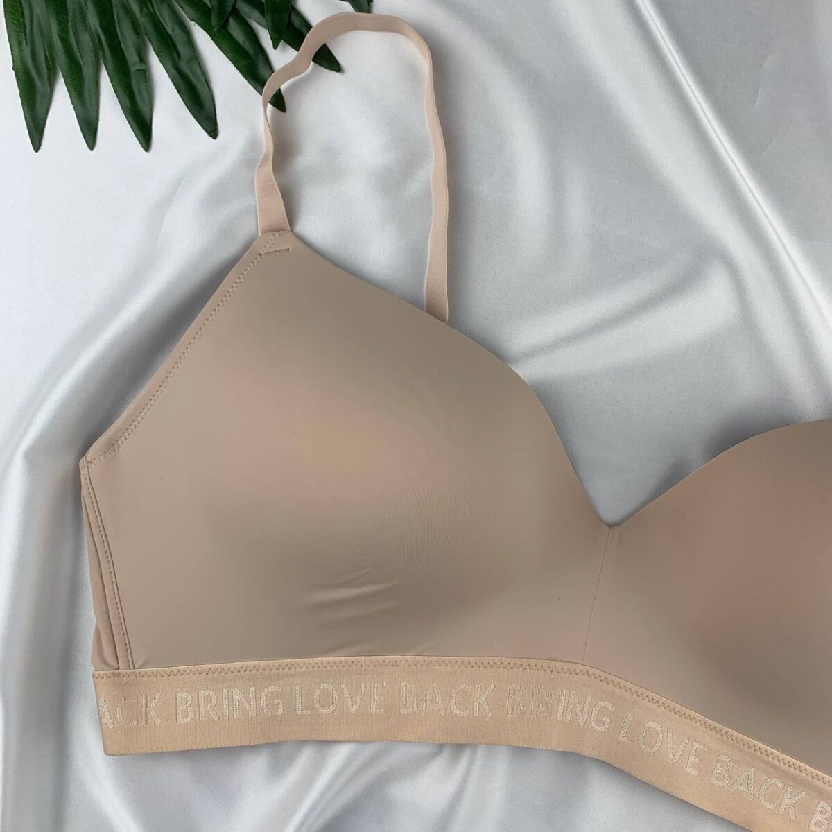 Unwired Padded bra From H&M - Image 4