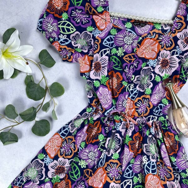 Floral cute dress from splash