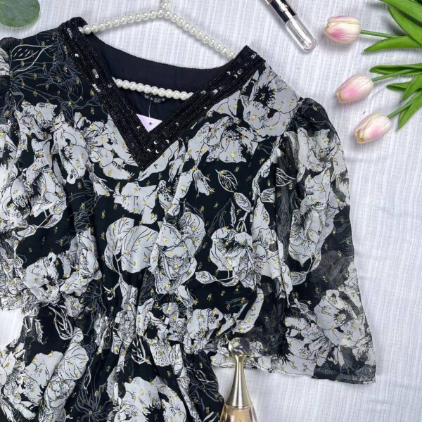 Maxi floral chiffon dress from splash