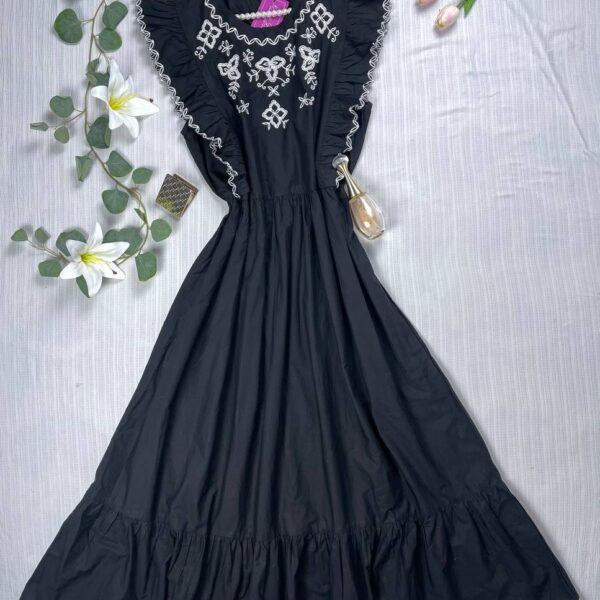 Cotton embroidered dress from splash