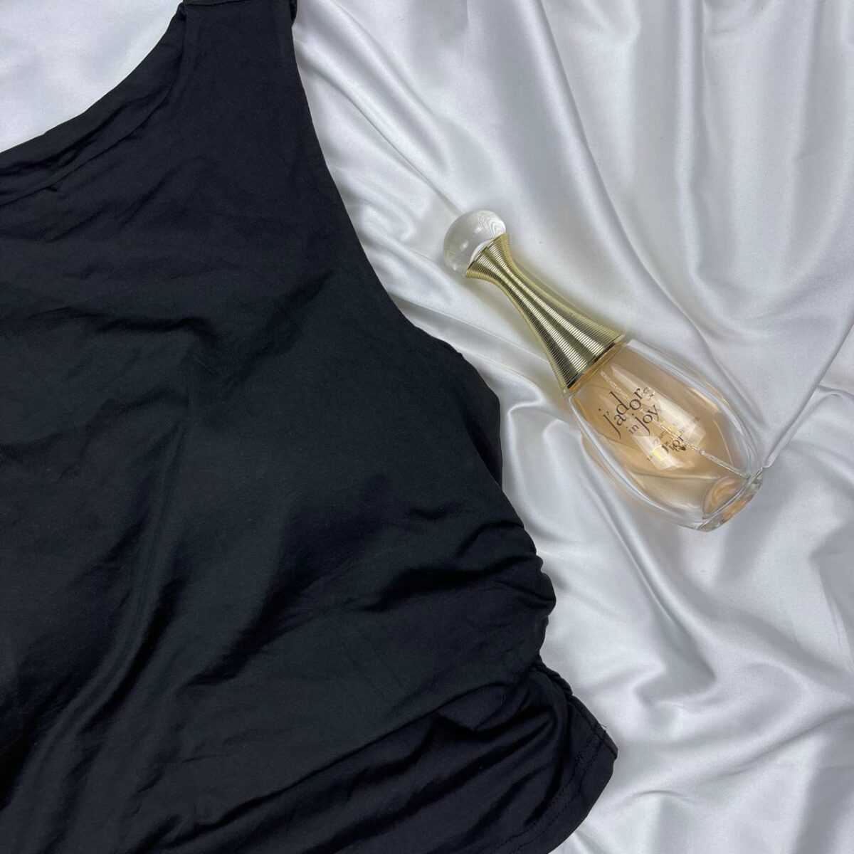Padded crop top from shein premium - Image 3