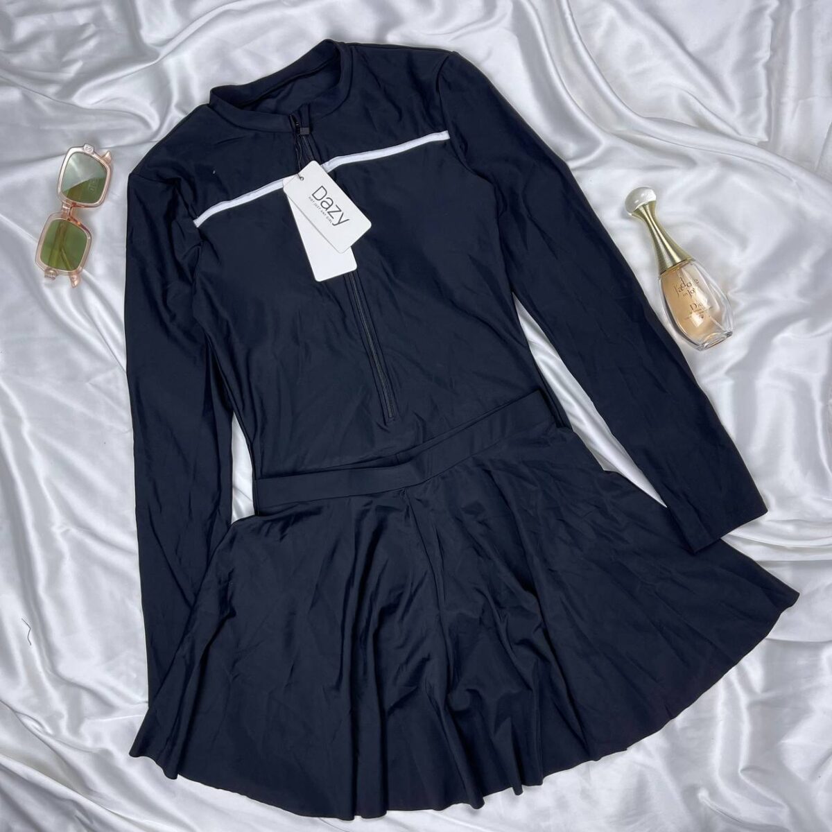 Swimming set from dazy shein premium - Image 4