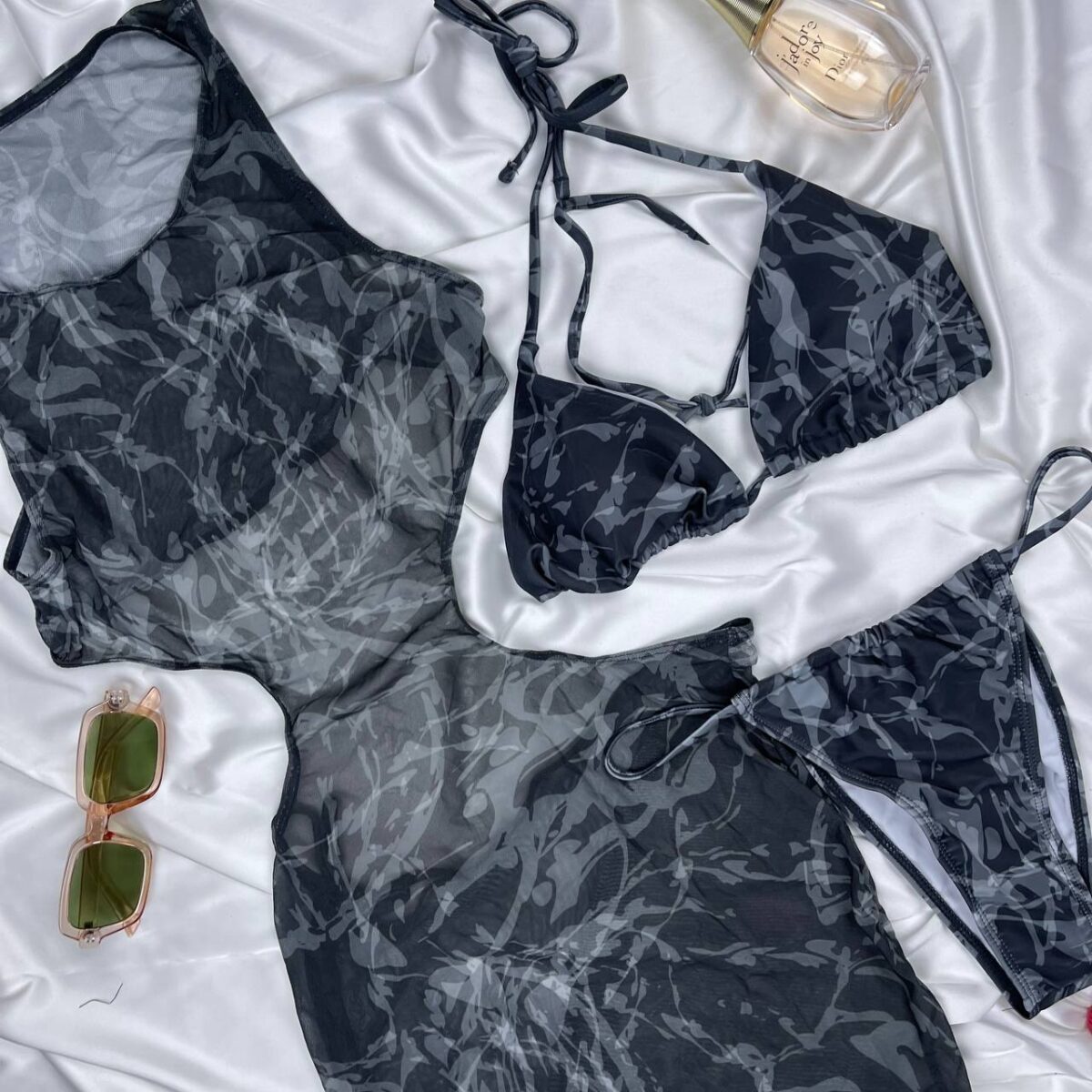 3 pieces swimming set from shein premium - Image 3