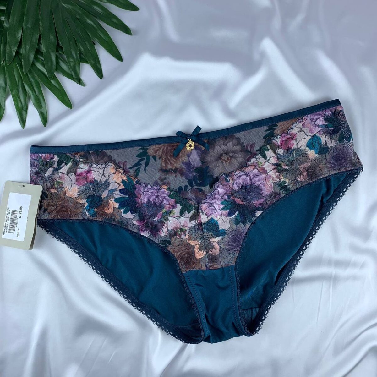 Lace lingerie panty from Amoena - Image 1