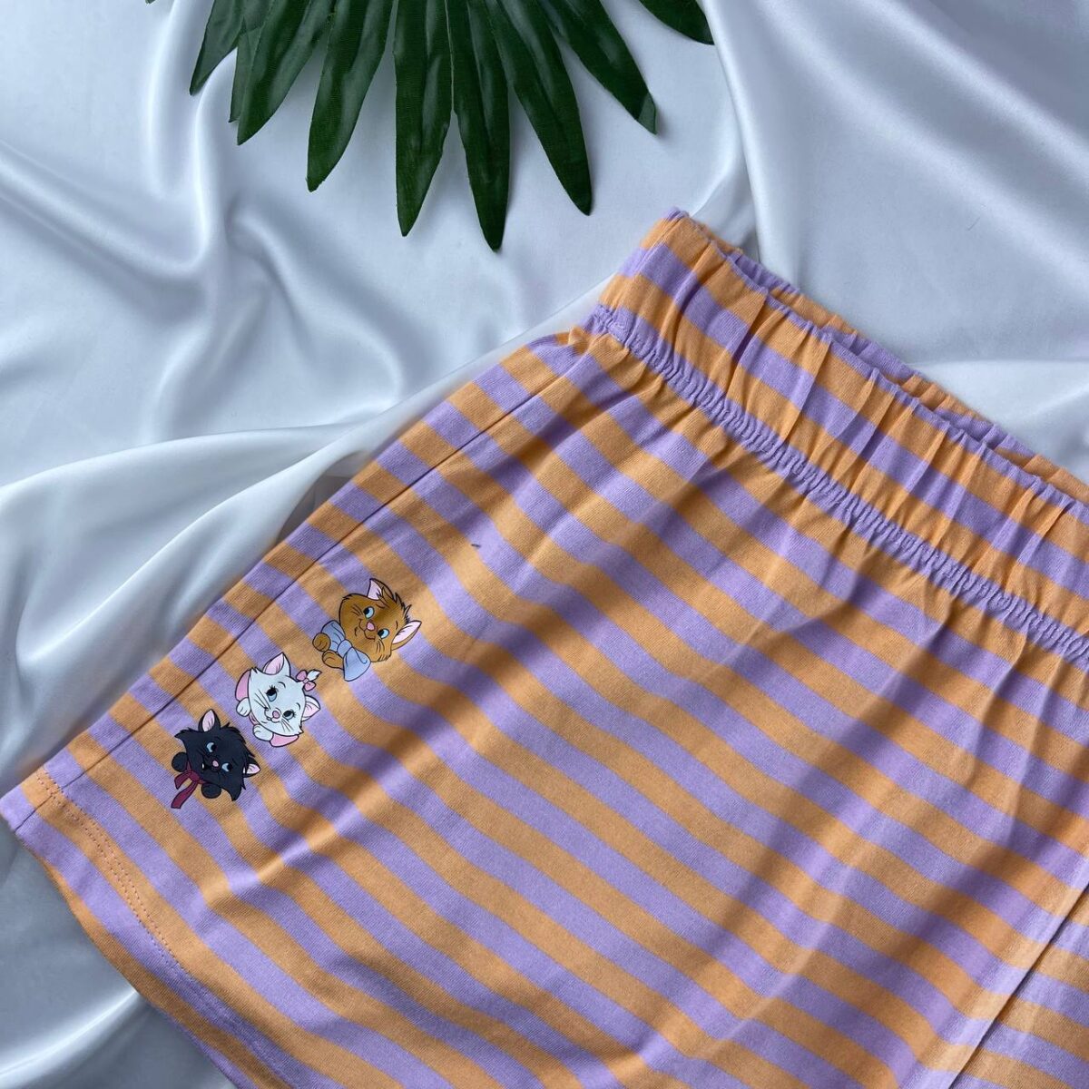 Cotton hot short from primark - Image 2