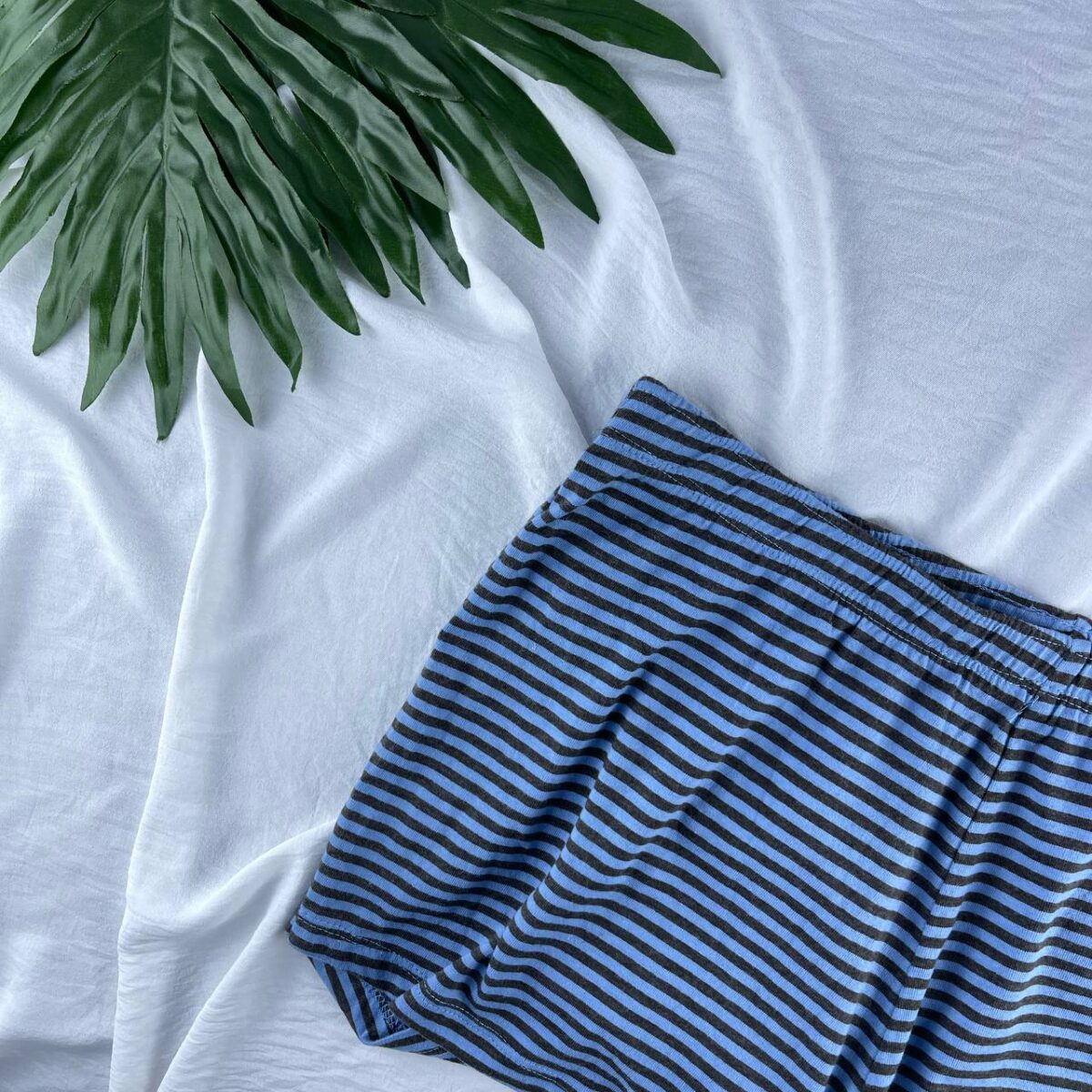 Cotton hot short from esmara - Image 2
