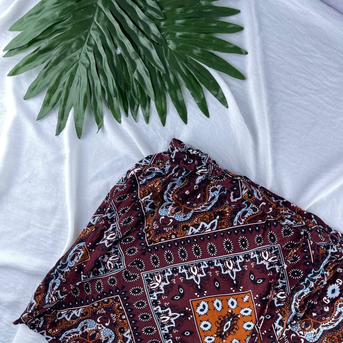 Cotton viscose hot short from primark - Image 2