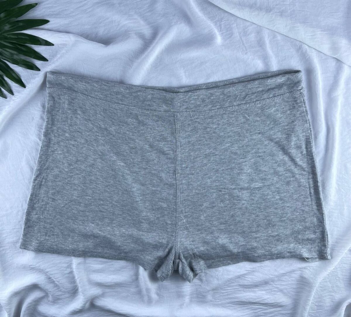 Cotton hot short from primark uk - Image 1