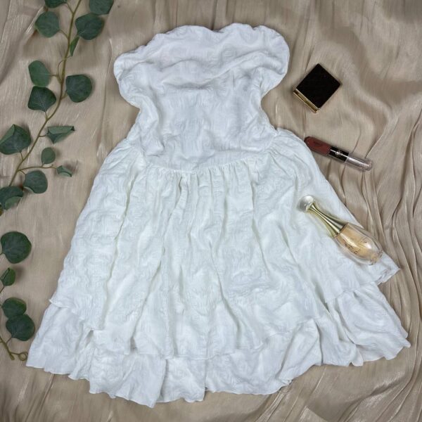 Cute strapless dress from shein
