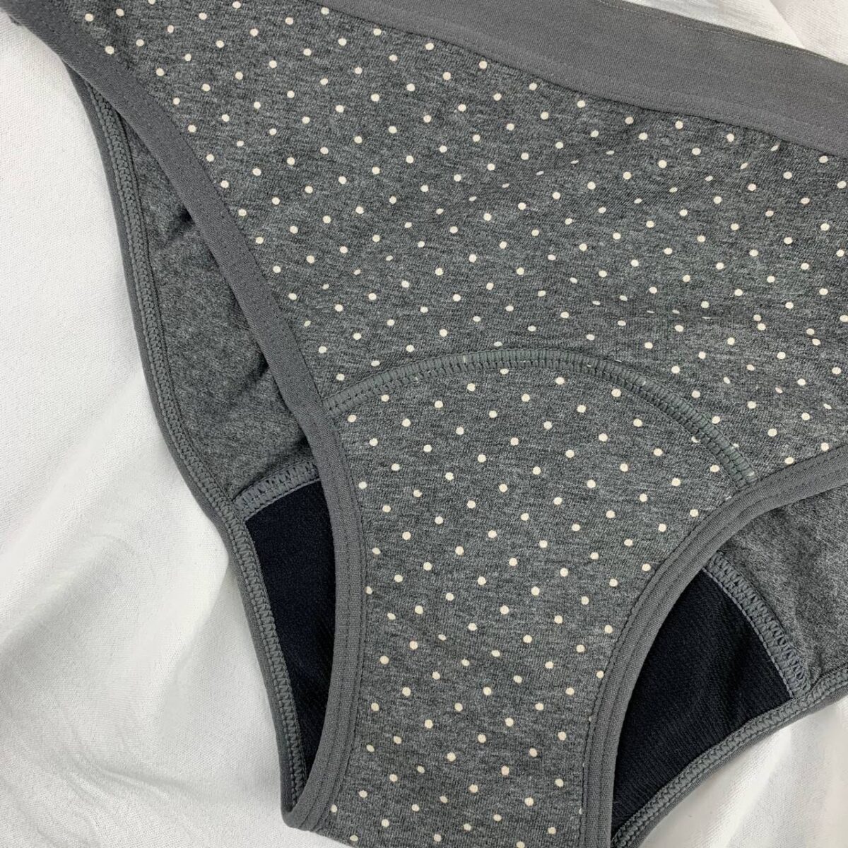 Cotton period panty from primark medium flow - Image 2
