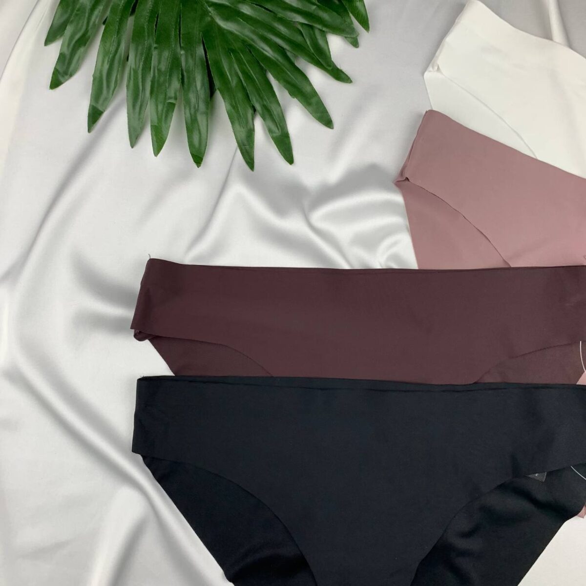 Laser cut panty from Primark - Image 2