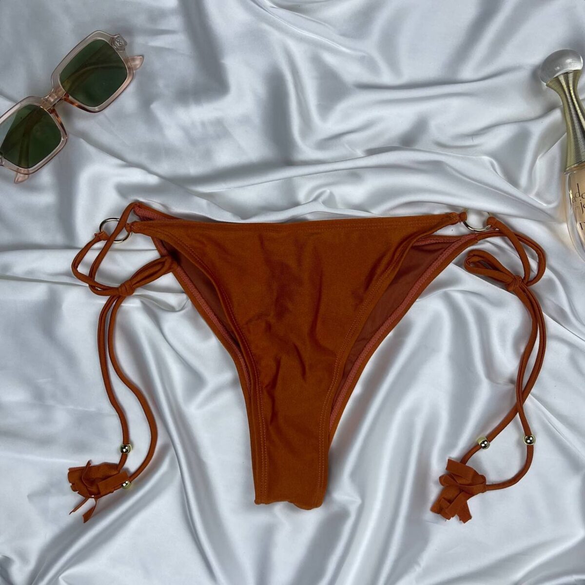 Bikini bottom from shein premium Medium - Image 1