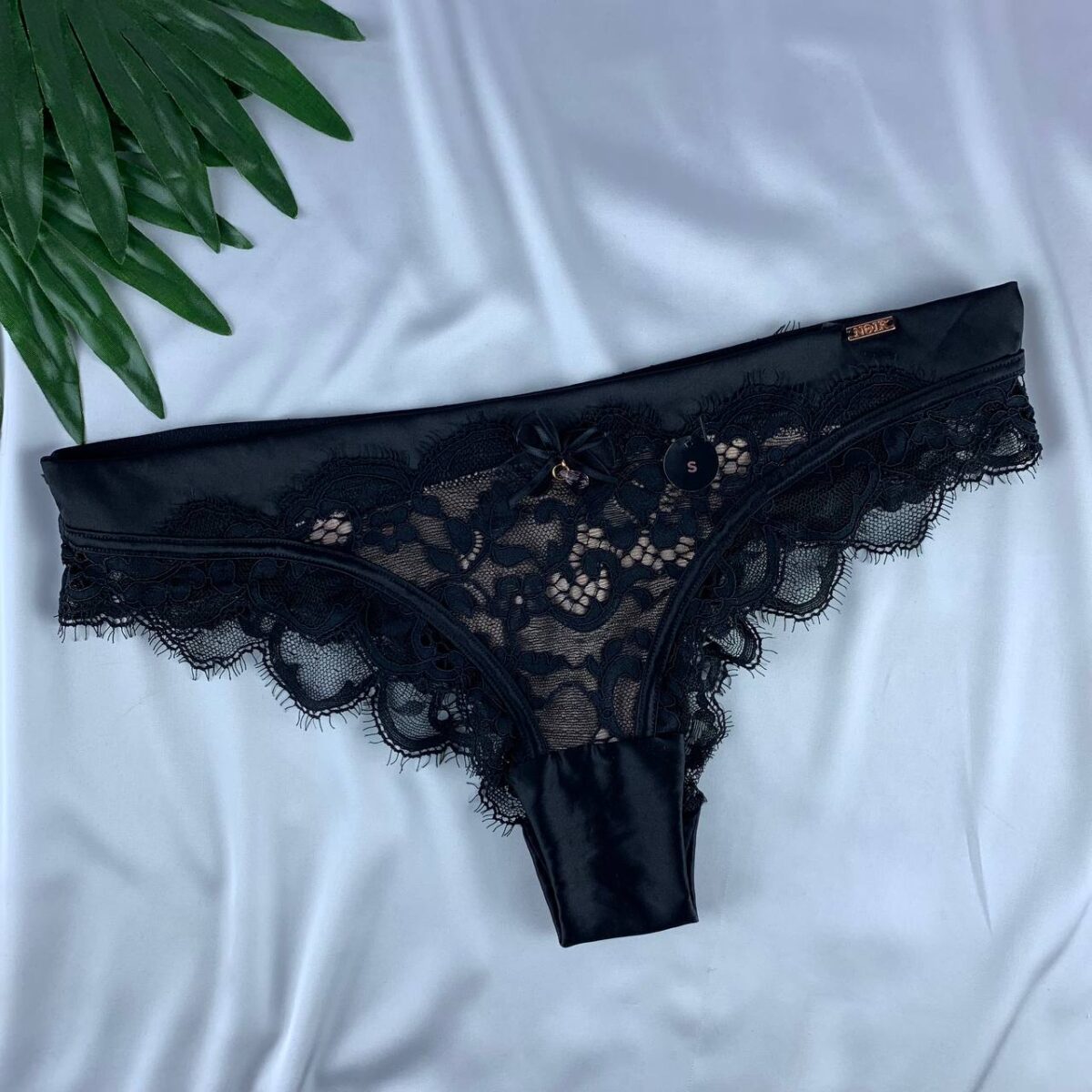 Lace lingerie panty from NOIR  Size S - Image 1