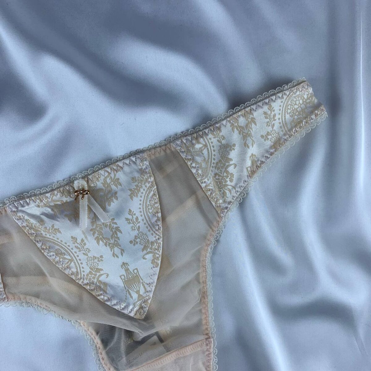 Lace lingerie panty from DVT  Size (10) - Image 5