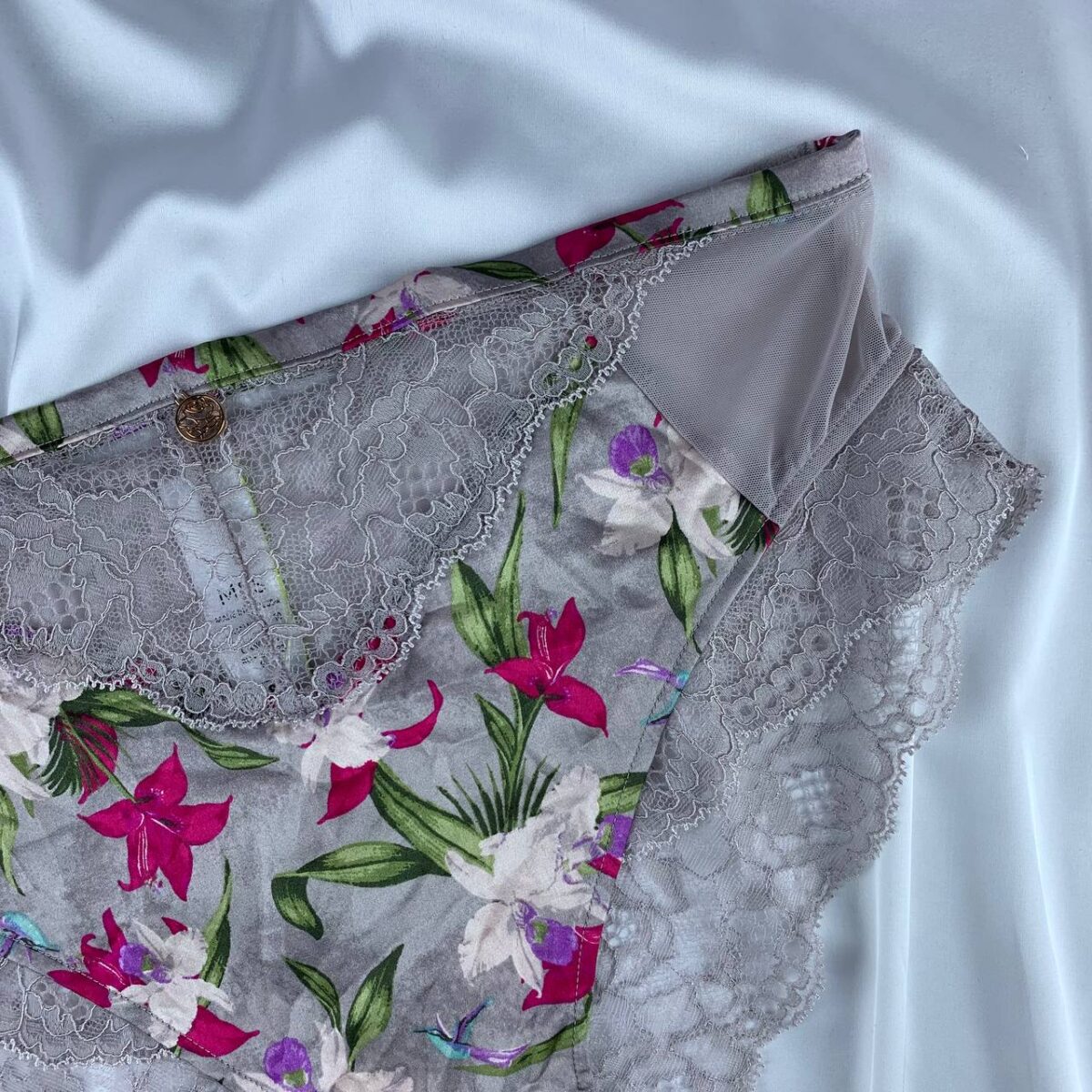 Lace lingerie panty from marks&spencer  Size (10) - Image 4
