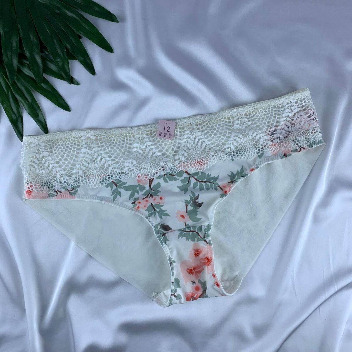 Lace lingerie panty from Splash  Size (12) - Image 1