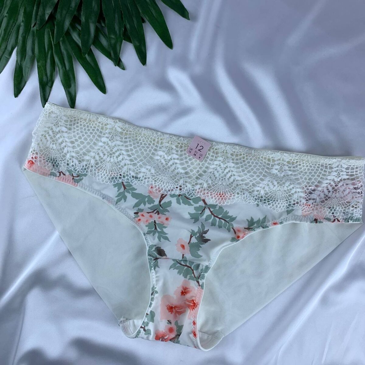 Lace lingerie panty from Splash  Size (12) - Image 3