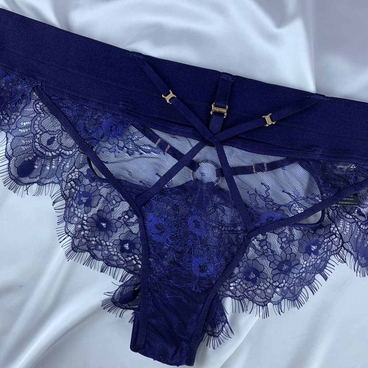 Lace lingerie panty from Honey  Size (Large) - Image 3