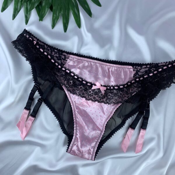 Lace lingerie panty from Ann summers  Size (14)