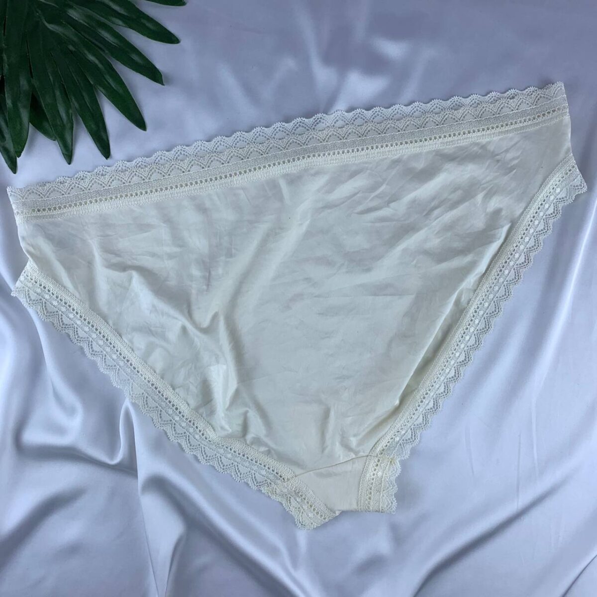 Jersey panty from marks&spencer  Size (18) - Image 2
