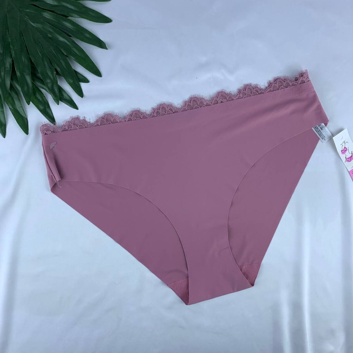 Laser cut jersey panty from primark - Image 5