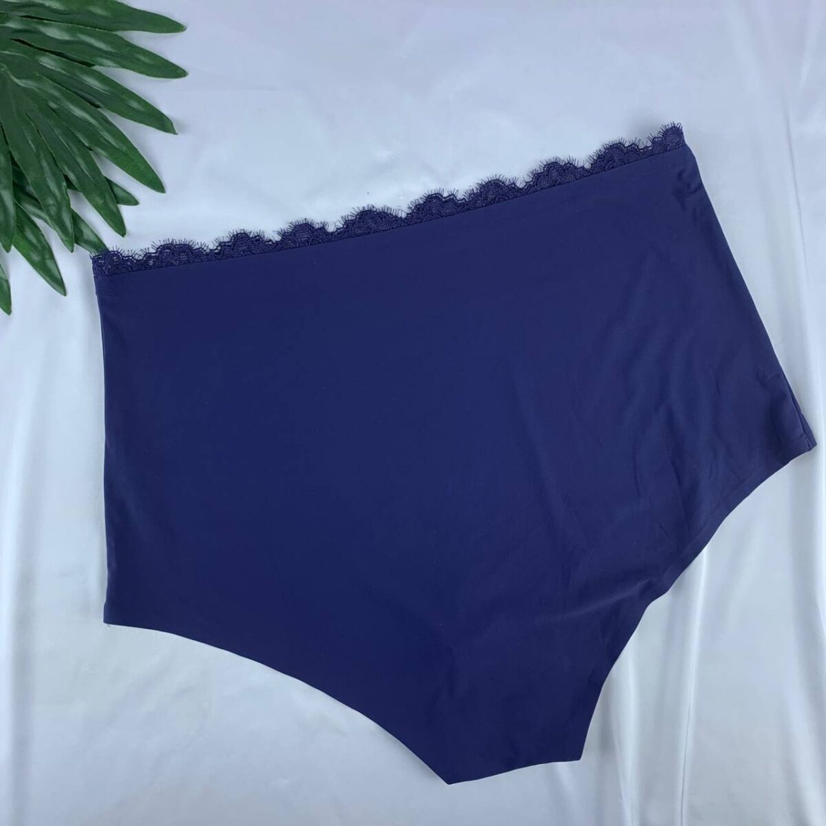 Laser cut jersey panty from primark - Image 2