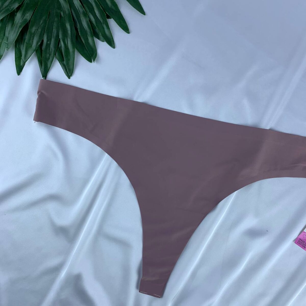 Laser panty from primark  Size large. - Image 3