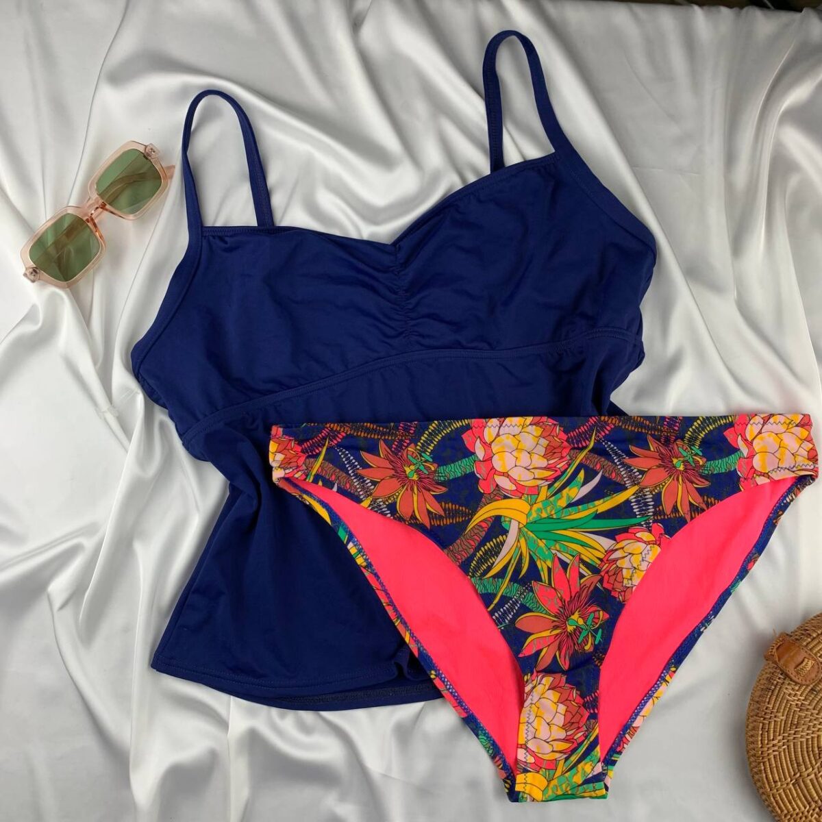 Unwired padded bra & panty bikini set - Image 1