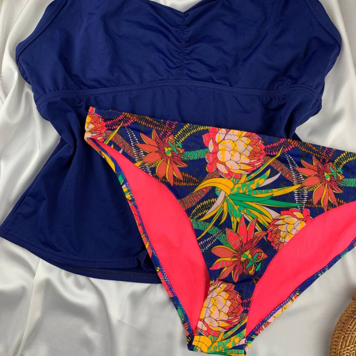 Unwired padded bra & panty bikini set - Image 4