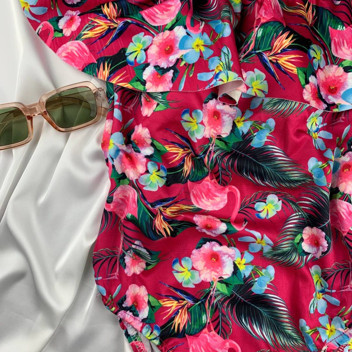 Off shoulder padded floral bodysuit from emma we - Image 4