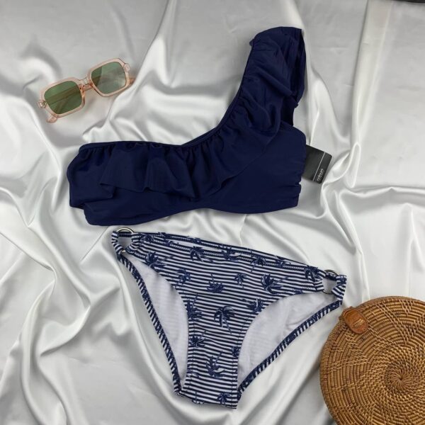 Unwired padded bra & panty bikini set made in germany