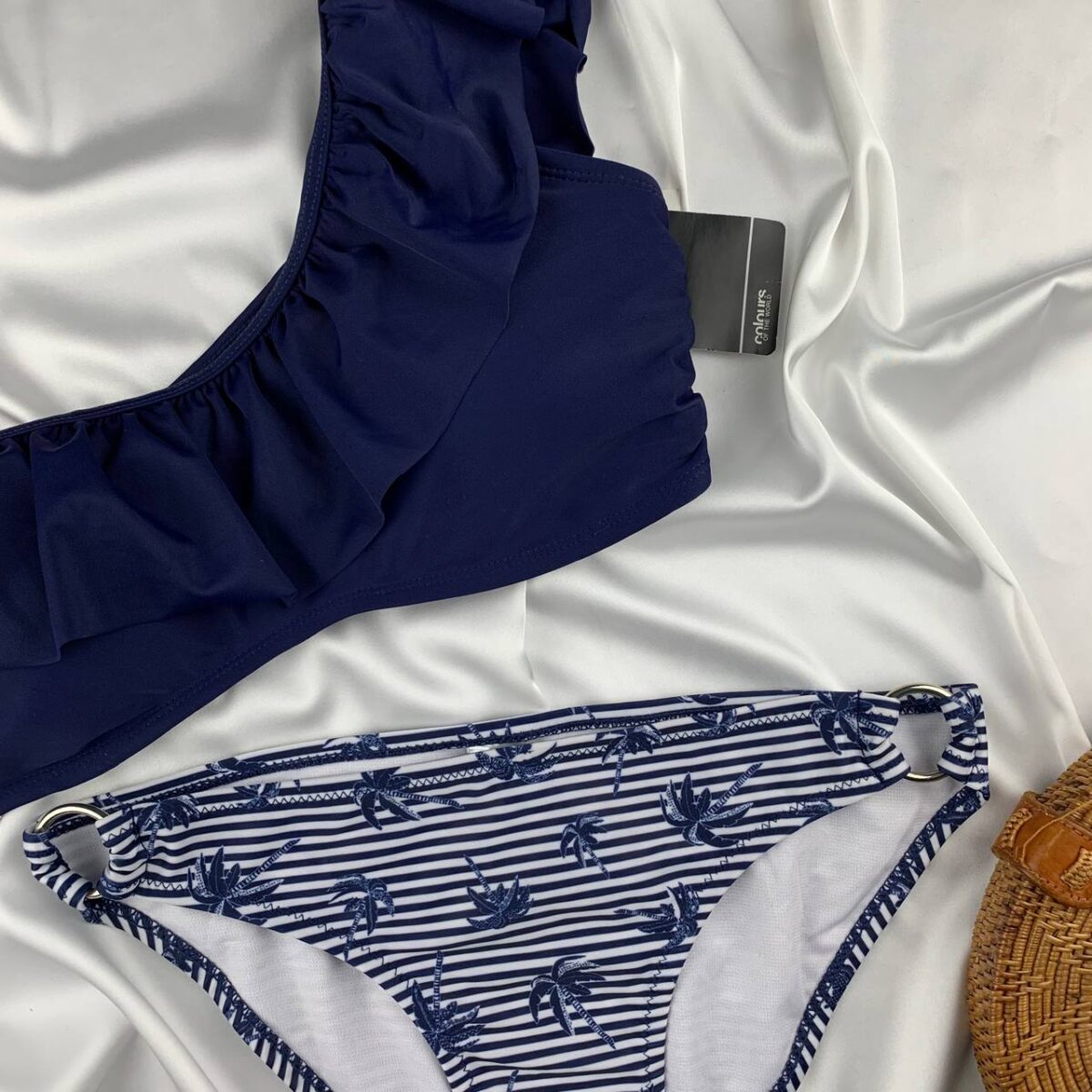 Unwired padded bra & panty bikini set made in germany - Image 3