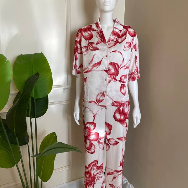 Silky satin pijama set from max