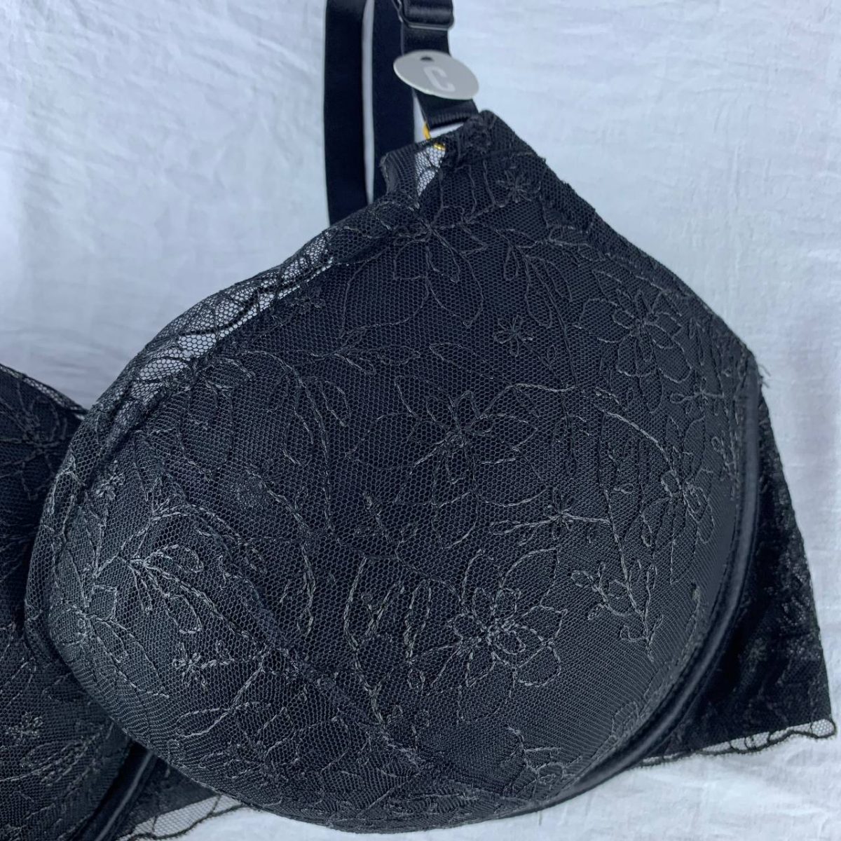 Wired push up bra from  Primark - Image 3