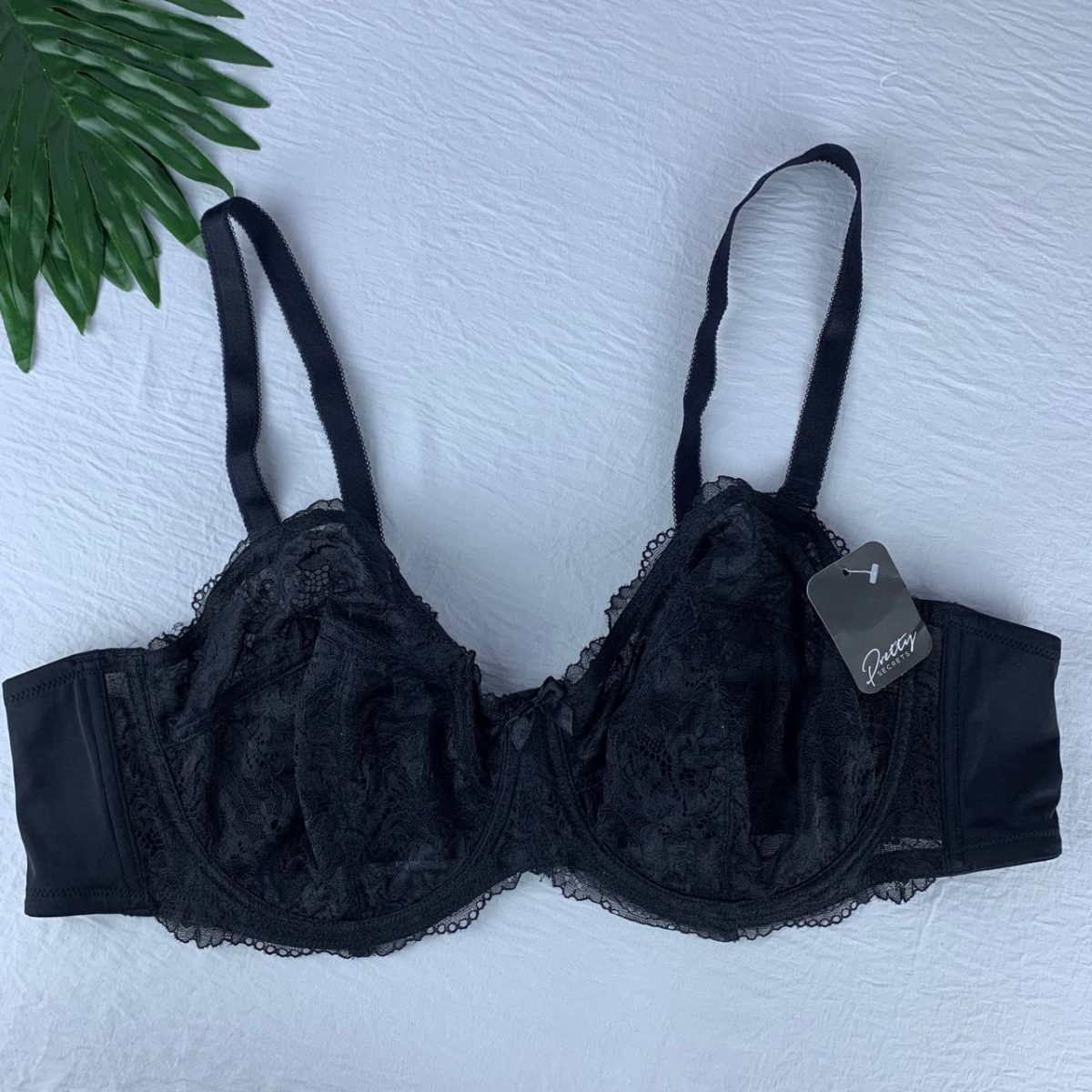 Wired minimizer bra from pretty - Image 1