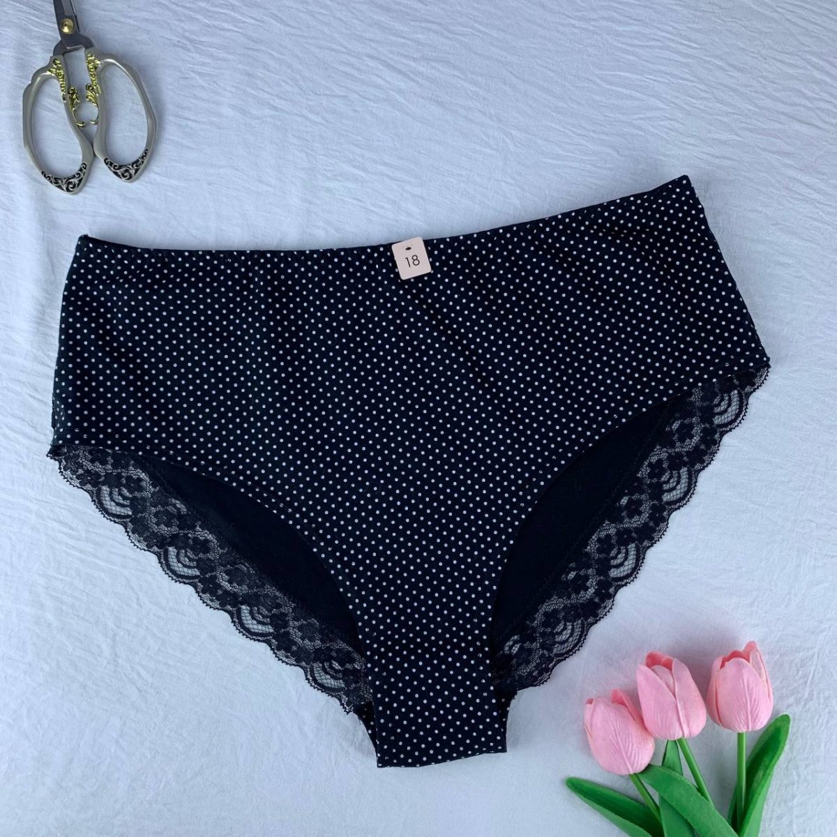Cotton panty with lace from splash - Image 1