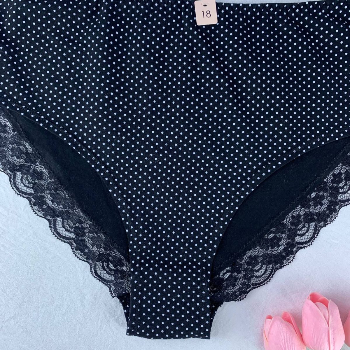 Cotton panty with lace from splash - Image 3