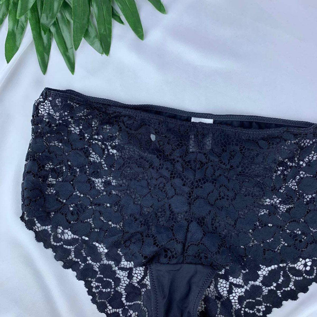 Lace lingerie panty from Gina - Image 4